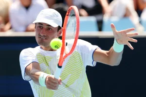 Tomic lâche complètement son match face à Norrie à Los Cabos