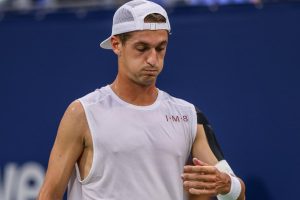 Un troisième set surréaliste pour Térence Atmane à l&rsquo;US Open, perclus de crampes face à Jaume Munar
