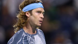 Vidéo – US Open : Rublev recale Sam Querrey en plein double mixte
