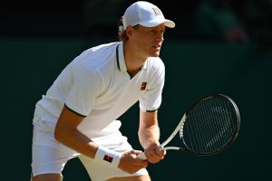 blessé au genou droit, le numéro 1 mondial Jannik Sinner déclare forfait pour le Masters 1000 de Cincinnati