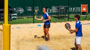 le beach tennis cherche à faire sa place dans le milieu de la balle jaune