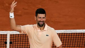 « À sa place, je serais déjà en Serbie, à me détendre et à boire comme un trou » : Tiafoe chambre et encense Djokovic