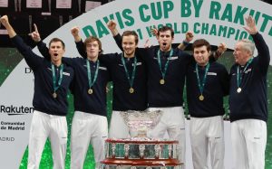 ATP > Kafelnikov pas tendre avec Medvedev, Rublev et Khachanov : « Je ne m&rsquo;attends pas à ce qu&rsquo;ils retrouvent une position leur permettant de remporter régulièrement des tournois »
