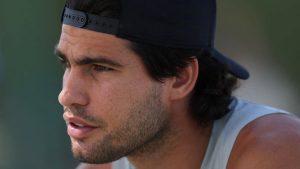 Alcaraz désigne le GOAT du tennis et avoue : « Sinner me manque »