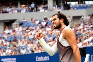Carlos Alcaraz qualifié pour les huitièmes de finale de l&rsquo;US Open grâce à sa victoire contre Yibing Wu