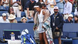« Clinquant et grotesque… » Pourquoi Naomi Osaka est violemment critiquée par les spectateurs sur sa tenue après son élimination en huitièmes de finale de l&rsquo;US Open