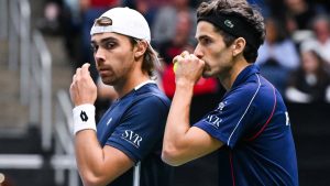 Coupe Davis : Bonzi et Herbert remportent le double et maintiennent la France en vie face au Canada