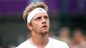 Davidovich Fokina ému après son titre à Chengdu : « Cette victoire, je veux la dédier à toute mon équipe »
