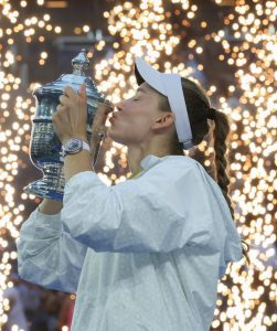 Elena Rybakina adresse un message à Aryna Sabalenka après l’avoir battue en finale de l’US Open