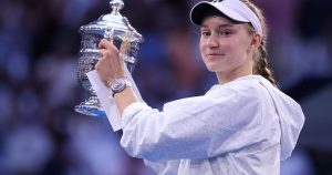 Elena Rybakina s&rsquo;offre l&rsquo;US Open et détrône une Aryna Sabalenka à bout de nerfs
