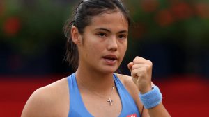Emma Raducanu se confie sur son sacre à l’US Open : « Un lourd fardeau »