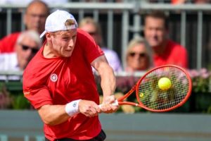 Gauthier Onclin a résisté avant de craquer : l’Autriche prend les devants face à la Belgique en Coupe Davis