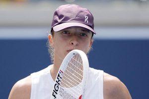 Iga Swiatek facilement qualifiée pour le 3e tour de l&rsquo;US Open, Madison Keys sauve 5 balles de match avant de l’emporter