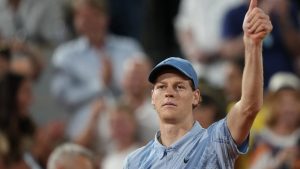 Jannik Sinner rassure avant son retour : « Il s’entraîne bien et tout se passe bien »
