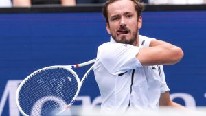 Jim Courier intrigué par Daniil Medvedev : « Personne d’autre ne fait ça »