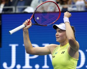 L’ancien entraîneur de Serena Williams estime qu’Elena Rybakina est « un modèle formidable pour les jeunes »