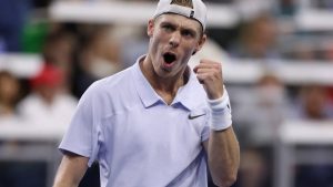 Shapovalov passe le premier tour à Chengdu et retrouvera Kopriva