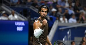 Tennis – US Open (H) : Alcaraz lâche un set, les cadors assurent