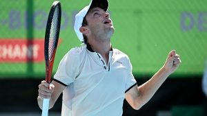 Tennis : « Un rêve de soulever le trophée devant Yannick Noah », le Gardois Robin Bertrand en finale à Bagnères