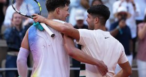US Open: « Ce qu&rsquo;il réalise est surhumain », « Une puissance énorme », le duel entre Carlos Alcaraz et Ben Shelton est une finale avant la lettre