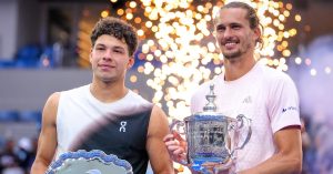 US Open > Shelton s&rsquo;incline devant Zverev après sa défaite en finale : « Son service est le meilleur du circuit. Je l&rsquo;ai breaké pour la première fois en 66 jeux »