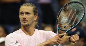 US Open > Rick Macci défend Zverev sur la polémique au service : « Il n&rsquo;y a pas de règle sur le nombre de fois où vous pouvez ou ne pouvez pas faire rebondir la balle avant de servir. Et il ne fait pas cela pour déconcentrer son adversaire, mais pour rester concentré mentalement »
