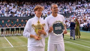 Un ancien joueur professionnel met en garde Jannik Sinner alors qu’Alexander Zverev prend 700 points d’avance