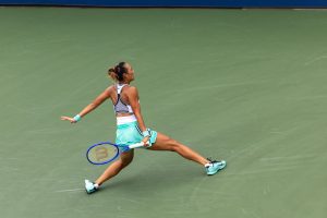 Zheng Qinwen admet que sortir du top 100 et devoir passer par les qualifications a été &lsquo;tough to accept&rsquo;