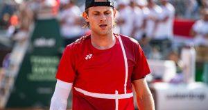 ATP Tokyo: Zizou Bergs éliminé au premier tour par Jiri Lehecka