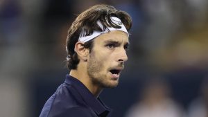 3h32 de bataille : Musetti s&rsquo;en sort face à Van Assche à Lyon et rejoint le dernier carré