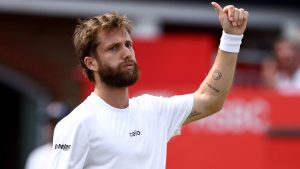 À Lyon, Corentin Moutet résiste aux crampes et fait craquer Ugo Humbert