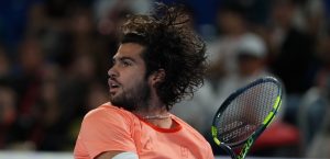 ATP – Shanghai > Carlos Alcaraz prévient : « J&rsquo;ai l’impression que mon corps n&rsquo;est pas habitué, et cela peut causer quelques petits problèmes »