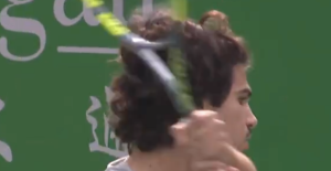 ATP – Shanghai, Vidéos > Le nouveau look très particulier de Carlos Alcaraz
