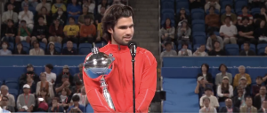 ATP – Tokyo > Carlos Alcaraz à son équipe après son sacre : « Depuis ma blessure, le processus a été long et lent, avec des hauts et des bas, des doutes. Je me sens vraiment chanceux d’être entouré de vous »