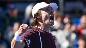 Alex de Minaur accompagné par Lleyton Hewitt à Pékin : « C’est formidable de l’avoir ici »