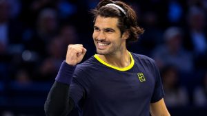 Carlos Alcaraz bat Tommy Paul et se qualifie à Vienne