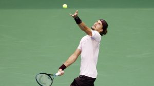 « C’est ridicule » : Stubbs critique les nombreux rebonds de Zverev avant de servir