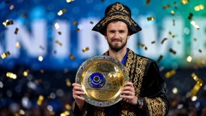 Daniil Medvedev conserve son titre à Almaty et égale Jannik Sinner