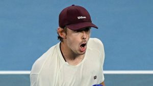 De Minaur bat Berrettini et retrouvera Zverev en demi-finale à Vienne