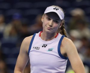 Elena Rybakina battue dès son premier match en tant que n°1 mondiale par une joueuse classée au-delà du top 100