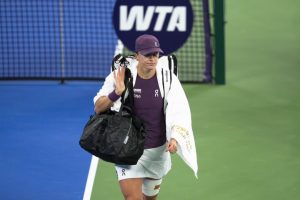 Iga Swiatek déclare forfait à Ningbo sur blessure et voit ses chances de disputer le Masters WTA s’envoler