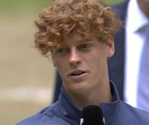 Jannik Sinner adresse un message à ses fans après son forfait au Masters de Shanghai