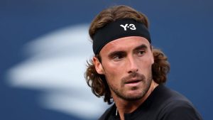 « Je croyais qu’il était juste très bon en marketing » : Tsitsipas évoque sa relation avec Mouratoglou