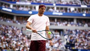 « Je n&rsquo;aime pas ce genre de comportement » : Wu s&rsquo;en prend à Zverev après leur match à Shanghai