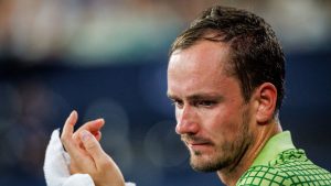 Le tableau d’Almaty est tombé : Medvedev remet son titre en jeu, Kukushkin tire sa révérence chez lui