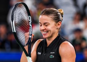 Maja Chwalińska s’en sort au terme d’un quart de finale à suspense et poursuit sa semaine de rêve en WTA 1000