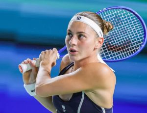 Marta Kostyuk confirme la réapparition de douleurs au poignet après son élimination malheureuse à Ningbo