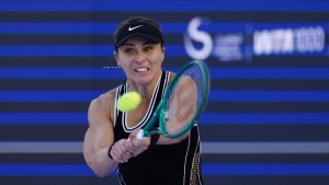 Paula Badosa dilapide son avance dans le set et s’incline pour son premier match depuis son changement d’entraîneur