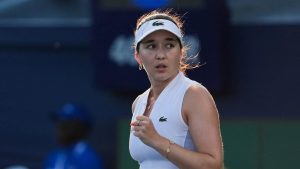 Pékin : Eva Lys abandonne en larmes face à Xinran Sun, 16 ans