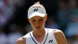 Rybakina déjà battue en tant que n°1 mondiale : Charaeva crée l’exploit à Pékin